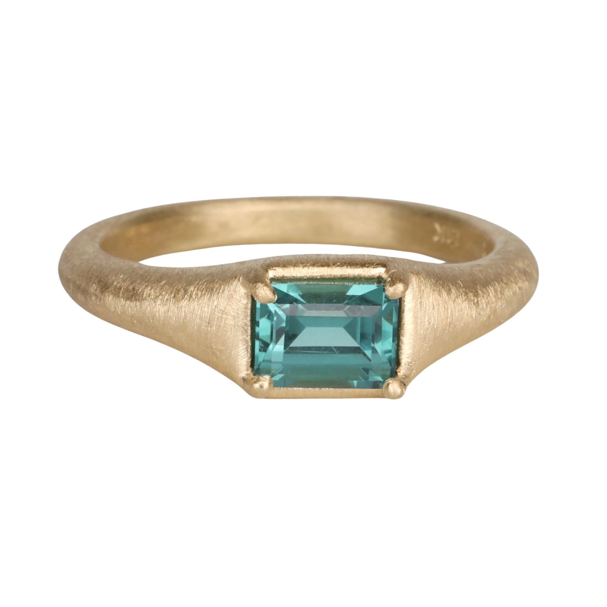 18K Gold Tapered "Zen" Ring with Green Tourmaline - Peridot Fine Jewelry - Yasuko Azuma