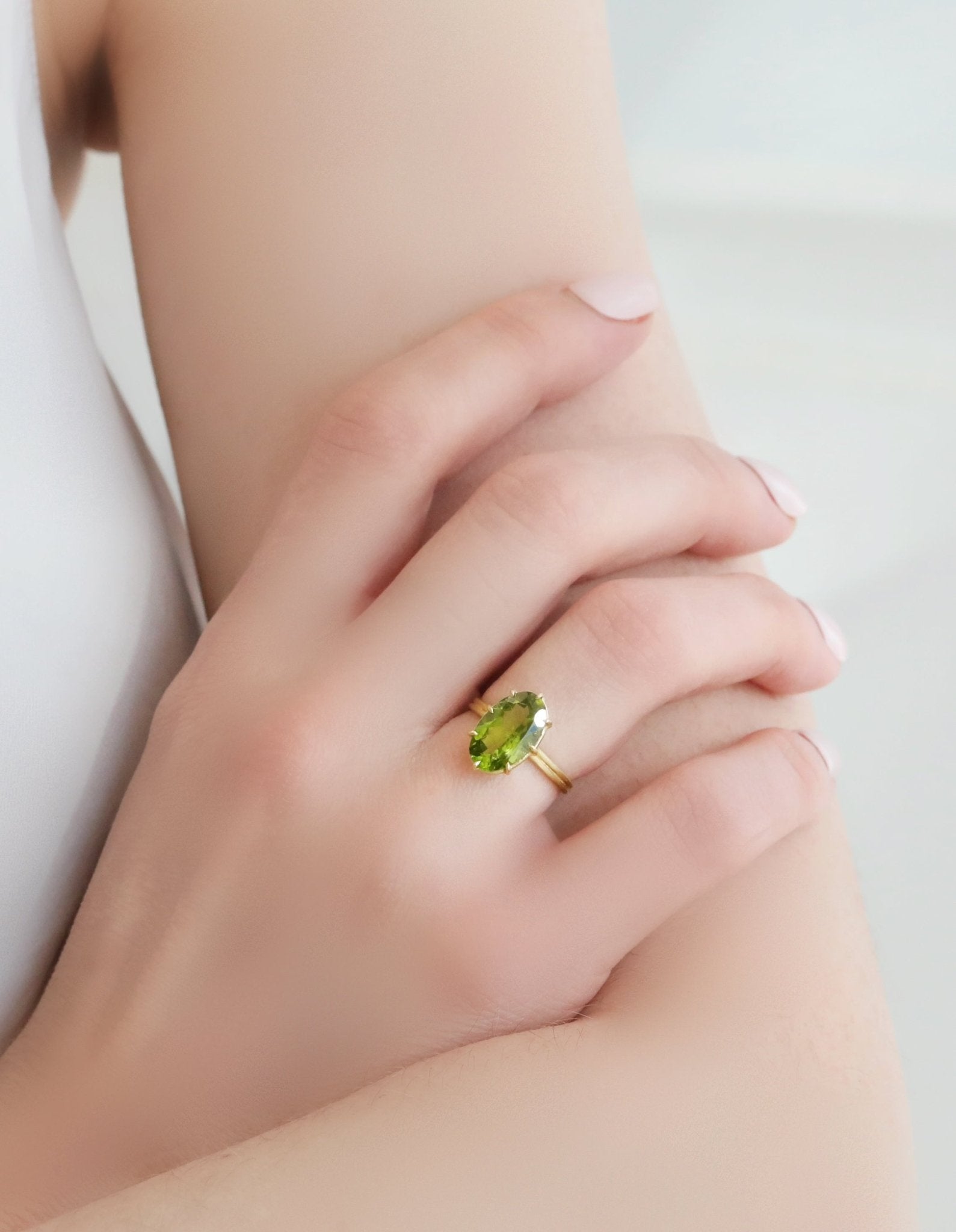 Peridot ring deals designs