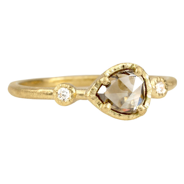 Yasuko Azuma 18K Gold Ring with Four Prong-Set Colorless Diamonds